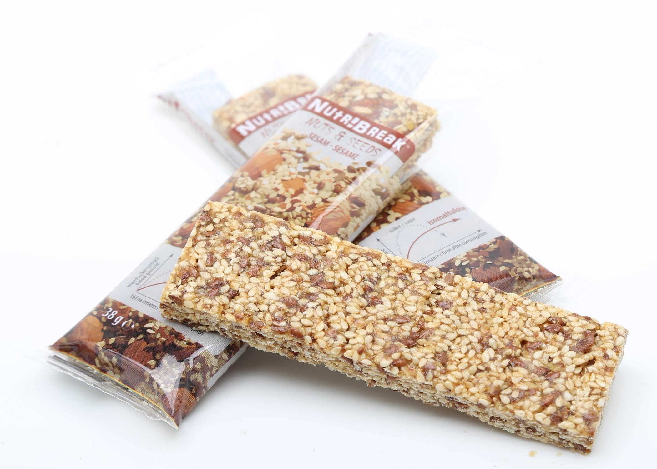 Nutr!Break Nuts & Seeds Reep bestaande uit isomaltulose, sesam, amandel en lijnzaad
